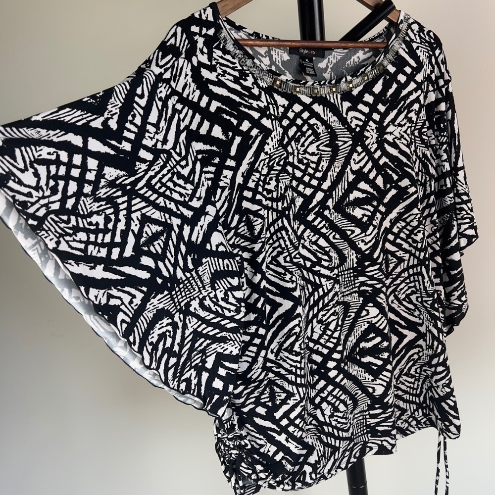 Style & Co Womens XLโ Black White Geometric Embellished Dolman Butterfly Top